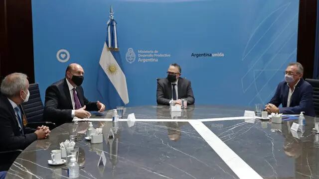 Omar Perotti y Matías Kulfas se reunieron con directivos de Dow