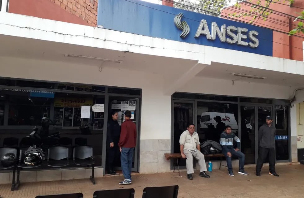 Puerto Iguazú: por casos de coronavirus cierran preventivamente oficinas de Anses