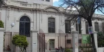 Escuela Secundaria “Hipólito Yrigoyen”, Corrientes capital.
