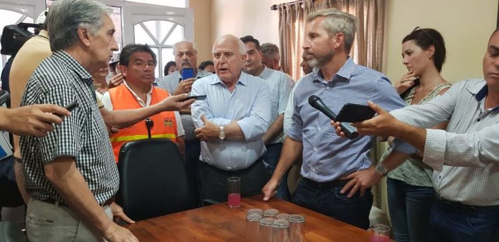 Frigerio y Lifschitz recorrieron el norte santafesino para evaluar la situación de los inundados