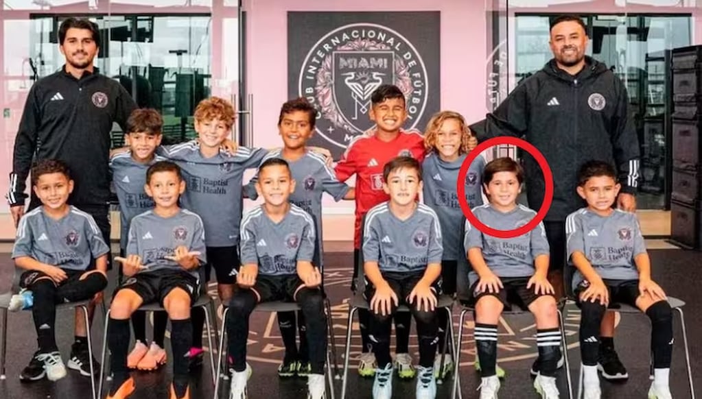 Los hijos de Lionel Messi y Anto Roccuzzo empiezan su carrera en el fútbol.