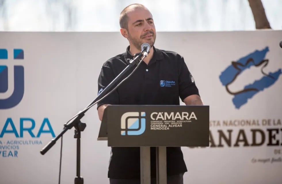 Andrés Vavrik, presidente de la Cámara de Comercio de Alvear en la presentanción de la Fiesta de la Ganadería.