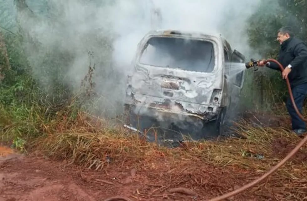 Accidente fatal en Apóstoles: un joven perdió la vida tras colisionar con su vehículo. Policía de Misiones