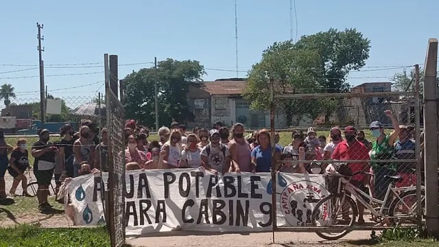 Vecinos de Cabín 9 exigen agua potable