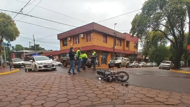 Accidente vial en Eldorado dejó a dos motociclistas con lesiones