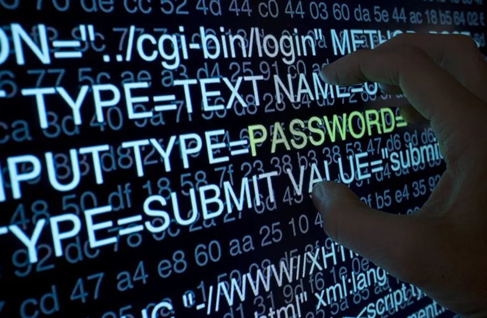 04/12/2015 Password contraseña seguridad ciberseguridad ciberrobo hacker hackeo hackers pirata informático antivirus POLITICA INVESTIGACIÓN Y TECNOLOGÍA EUROPA TREND MICRO   Día de Internet Seguro: los niños deberían aprender sobre seguridad online a partir de los 10 años