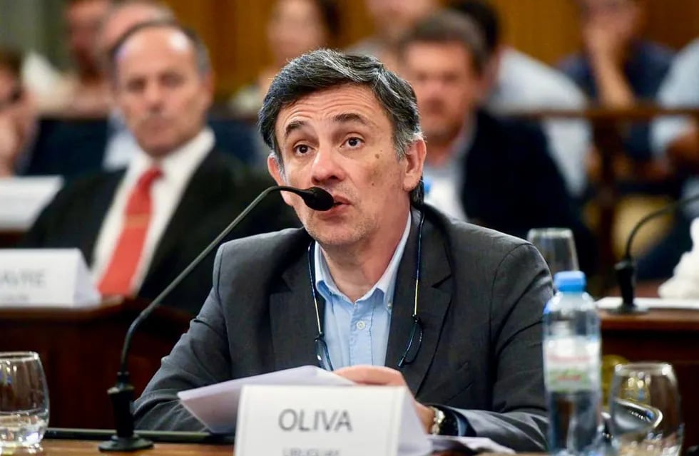 Martín Oliva, Senador de Concepción del Uruguay en Entre Ríos.