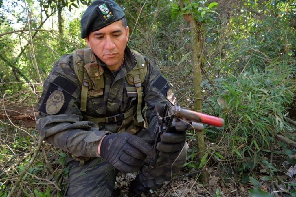 Los gendarmes sortearon trampas tipo ratonera armadas con caños soldados