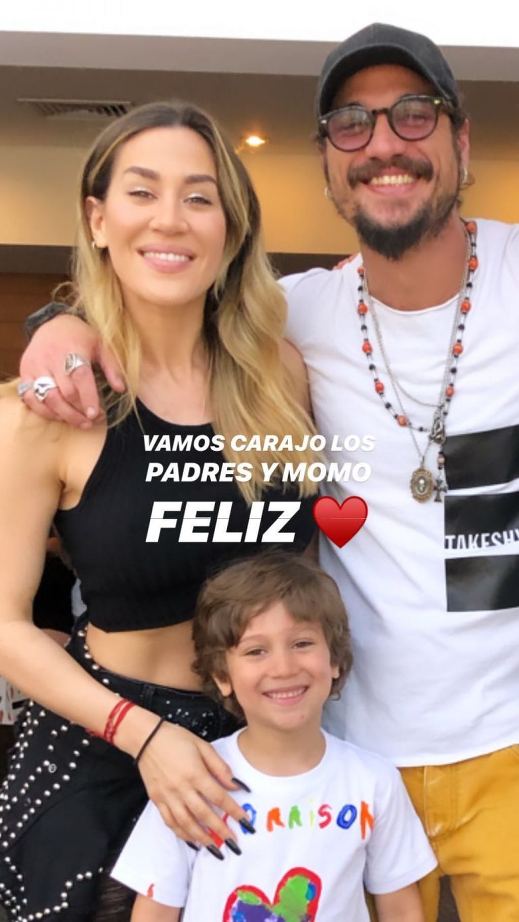 Jimena Barón, Daniel Osvaldo y Momo (Foto: Instagram/ @jmena)