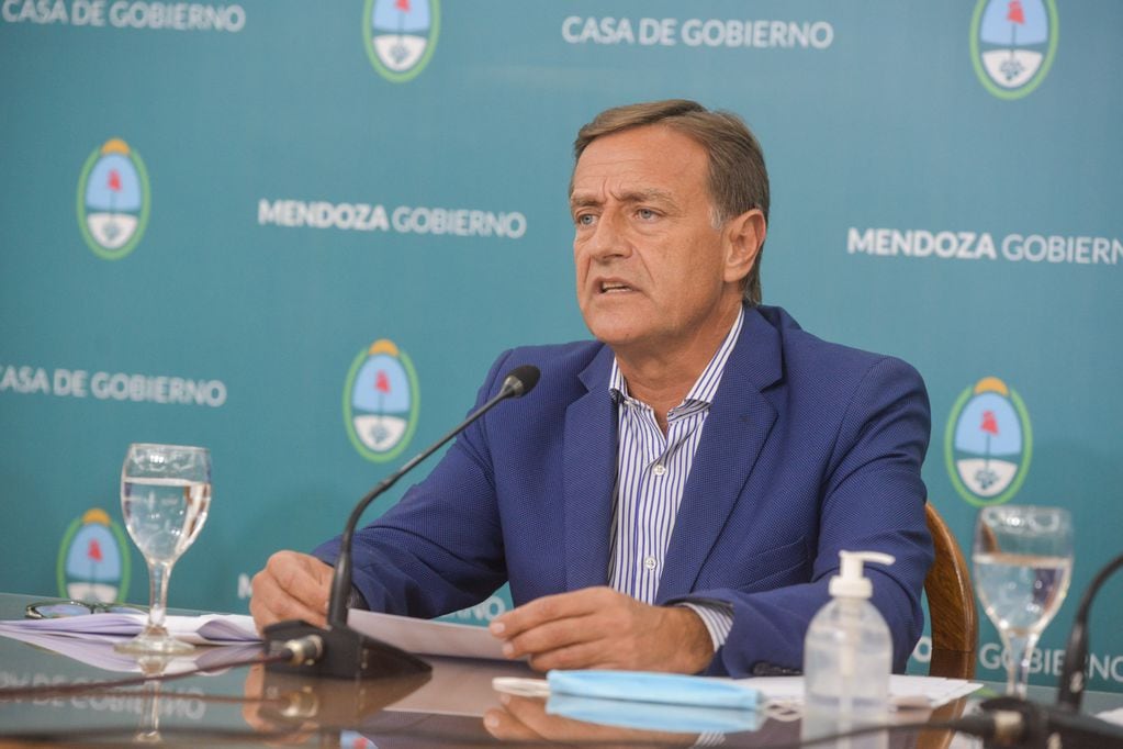 El gobernador Rodolfo Suárez publicó el decreto que fija las nuevas restricciones y disposiciones en Mendoza, en el marco de la segunda ola de coronavirus.