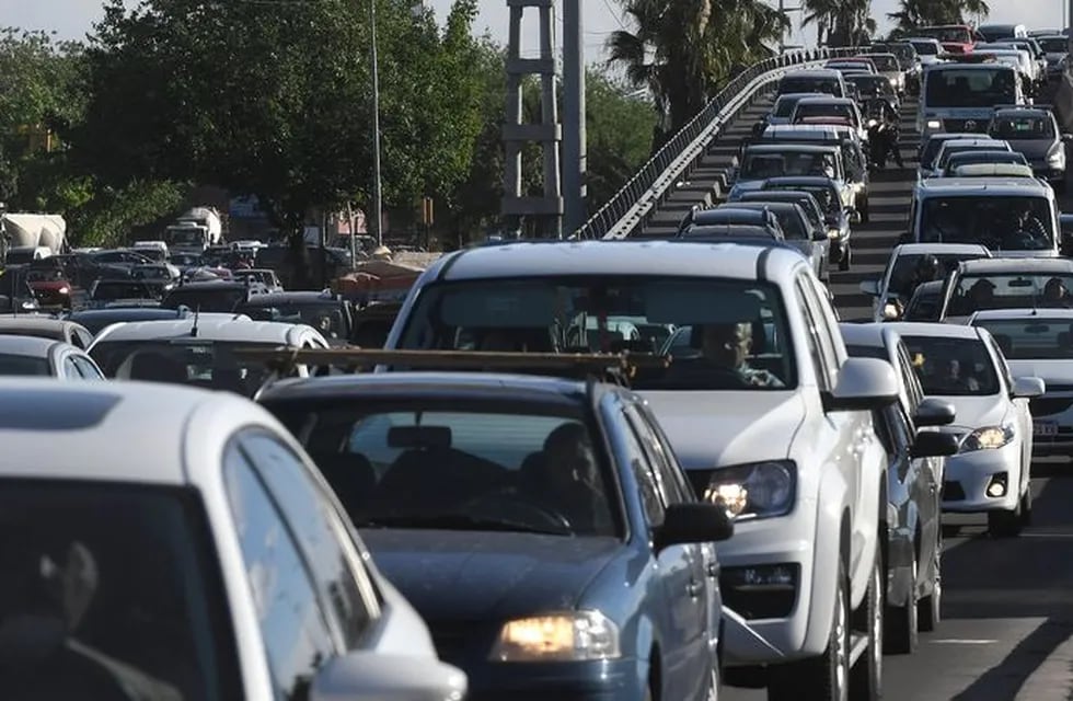 Por medio de una petición que circula en redes sociales, solicitan que el el Gobierno de Mendoza revea al aumento al Impuesto del Automotor.