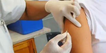Campaña de vacunación contra la gripe en la ciudad de Pérez.