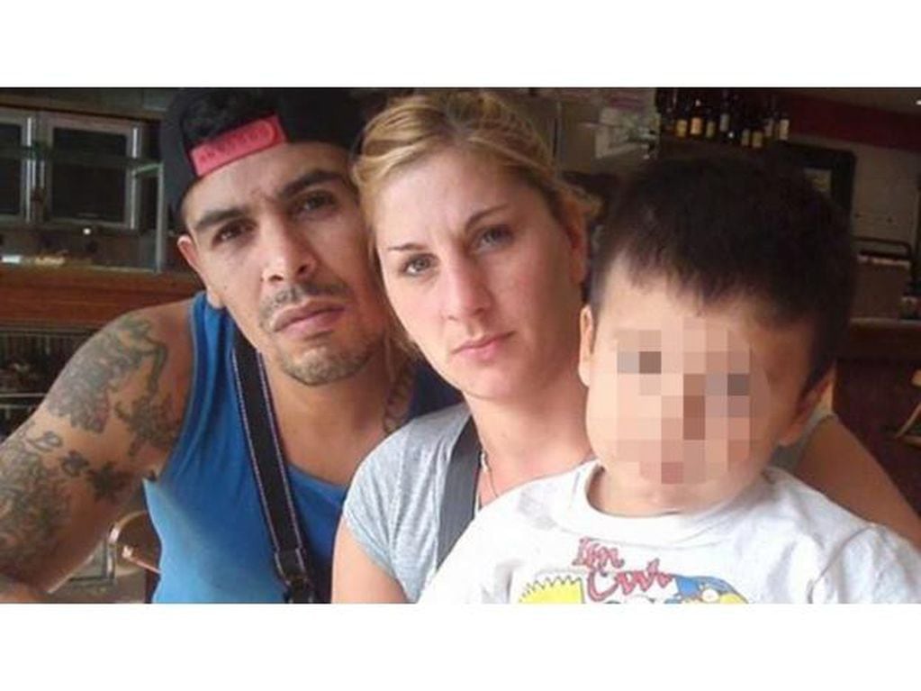 La esposa del motochorro filmado en La Boca, que fue golpeada por su pareja