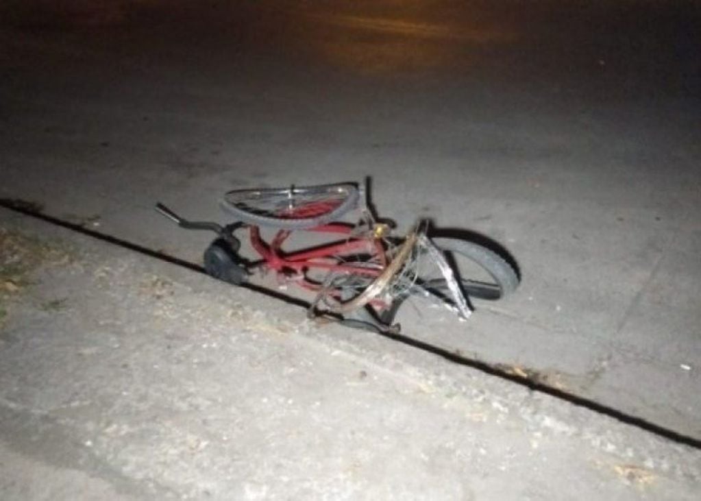 Micol Calandra fue atropellada por una camioneta mientras se trasladaba en su bicicleta.