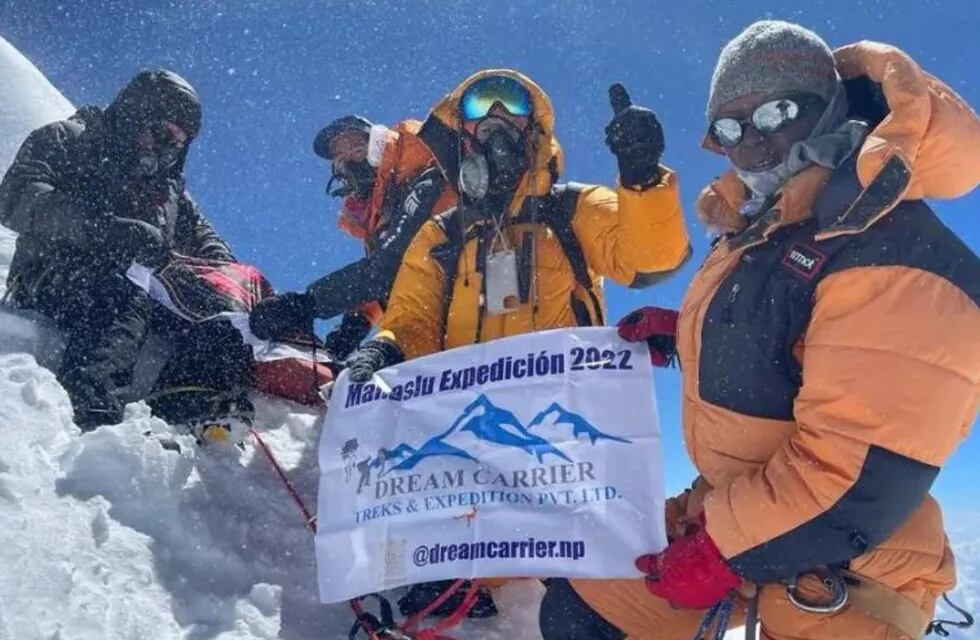 Laura Horta, mendocina que conquistó la octava montaña más alta del Himalaya.
