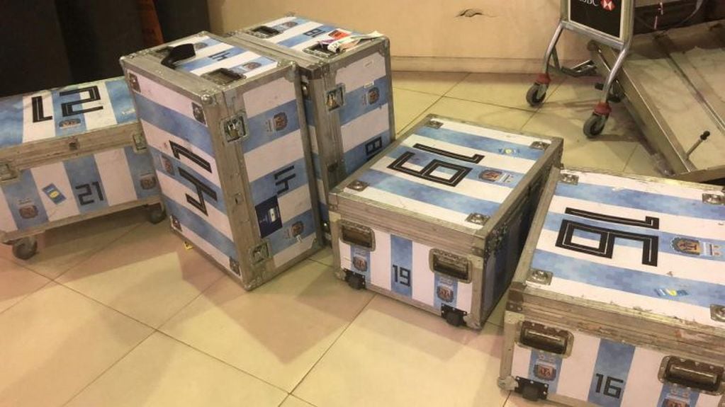 Los baúles secuestrados a la delegación de la Selección Argentina.