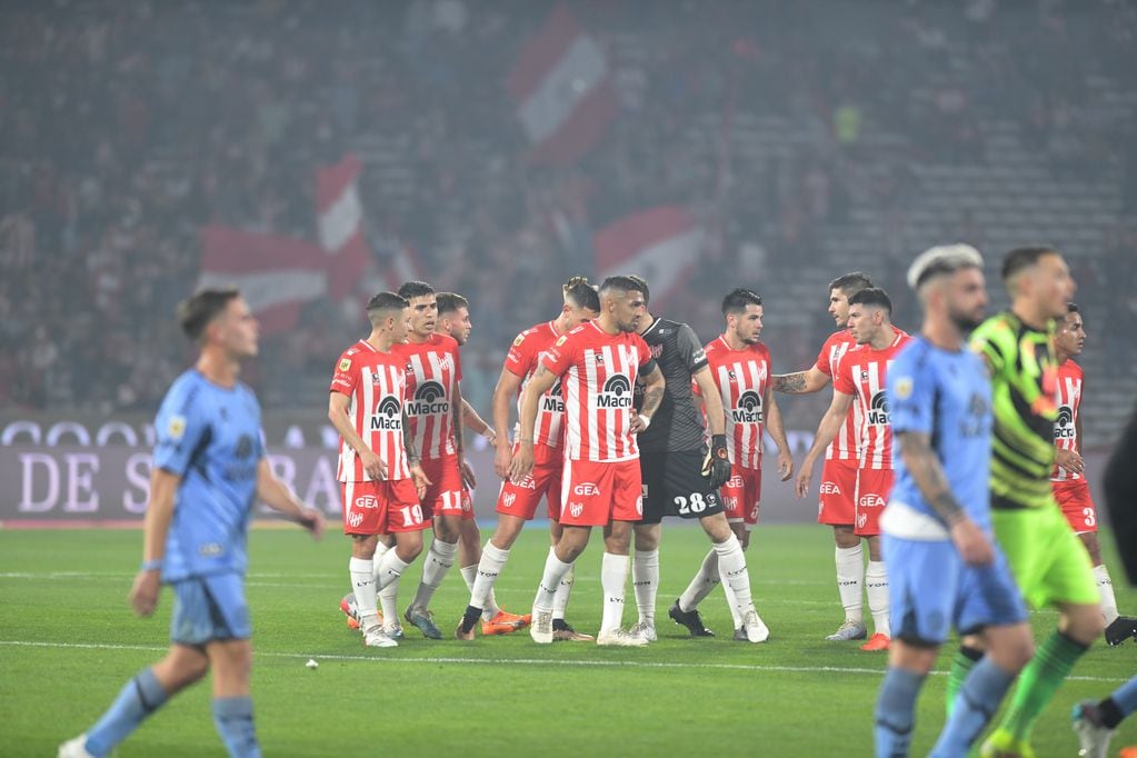 Instituto y Belgrano se enfrentaron en el estadio Mario Alberto Kempes, por la fecha 22 de la Liga Profesional. (Javier Ferreyra y Ramiro Pereyra / La Voz)