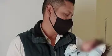 Un policía de Córdoba salvó a un bebé