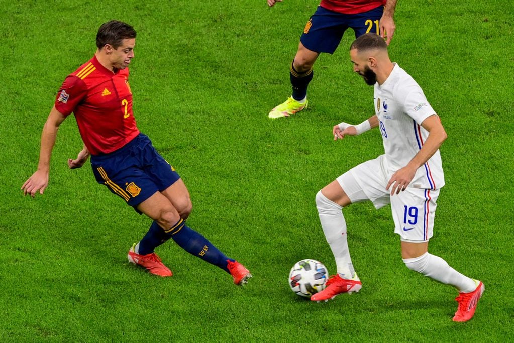 Francia y España buscan el título en la Liga de las Naciones. (AP)