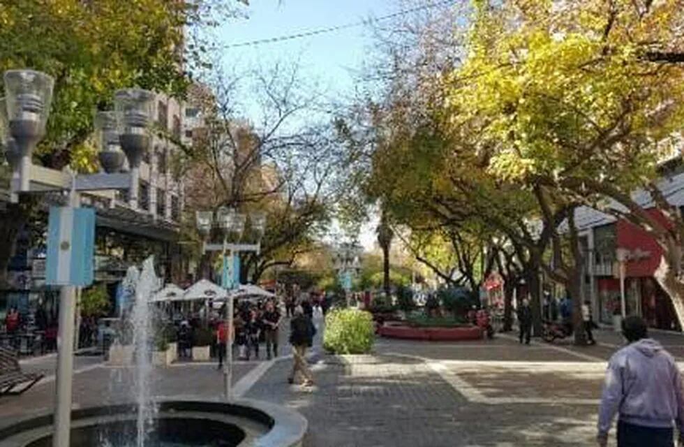 Peatonal Sarmiento, Mendoza.