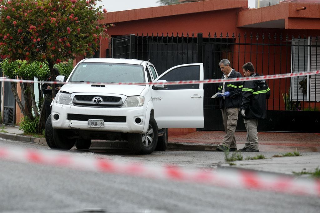 Asesinaron al albañil Juan Carlos Luna, en barrio Comercial, para robarle su camioneta. (Ramiro Pereyra / La Voz)
