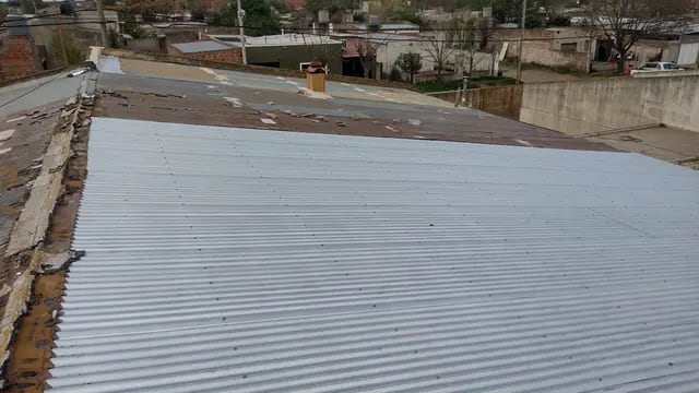 Recambio de techos en la Escuela N°10