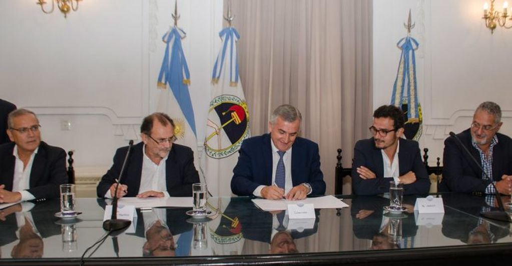 El Gobierno de Jujuy y la Cooperativa de Tabacaleros de Jujuy, acordaron una serie de acciones de cooperación en el marco del Programa Provincial de Promoción del Cultivo y Producción de Cannabis con Fines Científicos, Medicinales y Terapéuticos.
