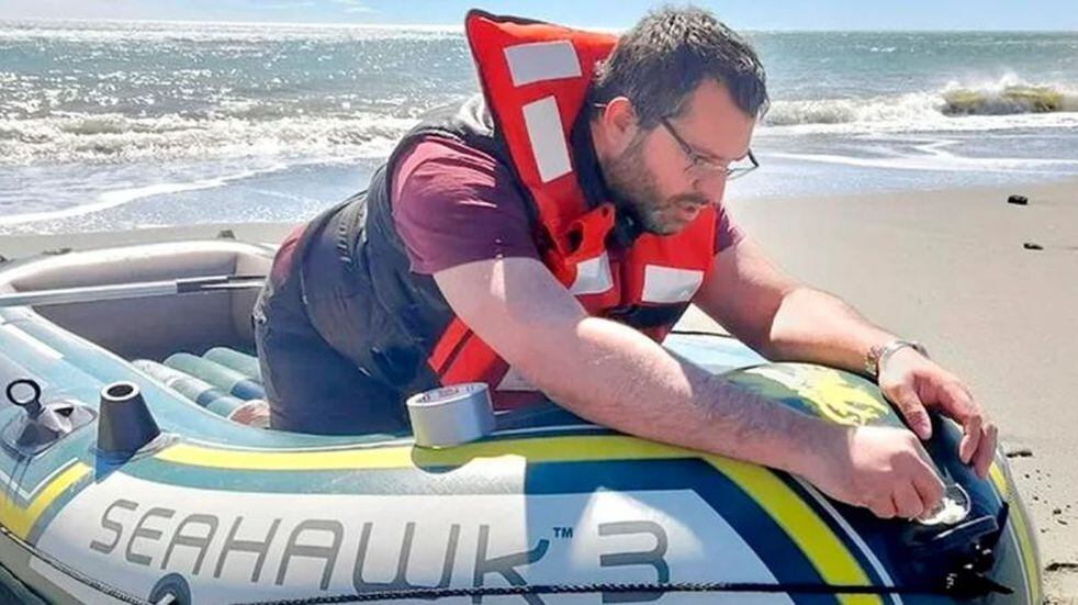 Se intensificó la búsqueda de Alejandro Buchieri, de 35 años, se internó al mar en el sector de Cabo Domingo para probar un bote inflable que había adquirido recientemente y rápidamente desapareció
