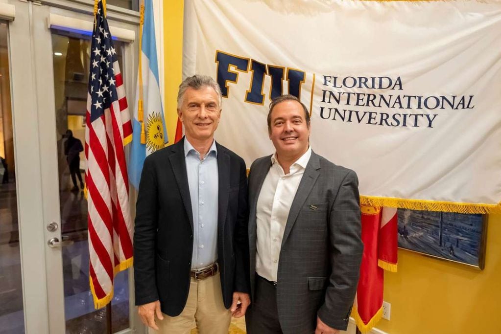 Mauricio Macri invitado por la Florida International University.