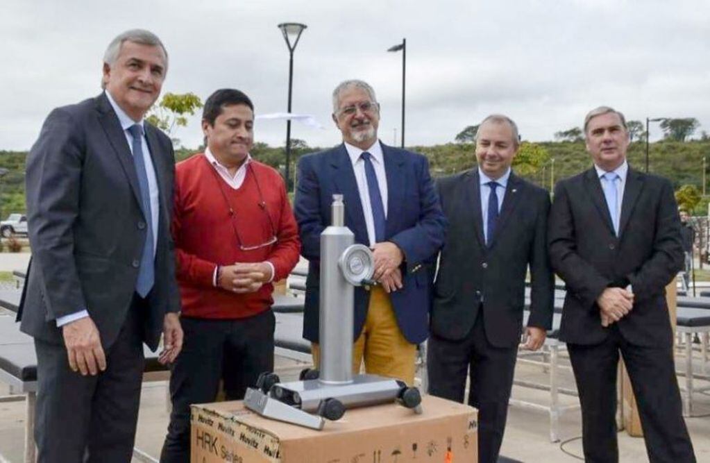 En el acto también presentaron el autorefractómetro adquirido para el hospital "Wenceslao Gallardo" de Palpalá.