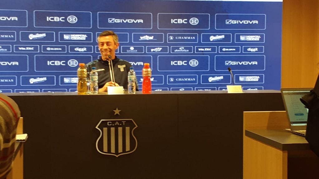 Pedro Caixinha, el entrenador de Talleres, habló del partido de ida de los octavos de final de la Copa Libertadores contra Colón, el miércoles en el Kempes. (La Voz)