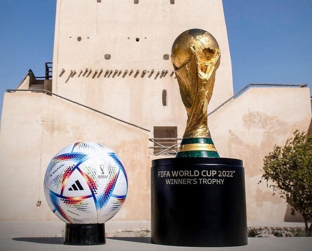 La pelota Al Rihla y la Copa del Mundo, las dos protagonistas de Qatar 2022
