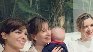 Agustina Cherri, Marcela Kloosterboer y Violeta Urtizberea juntaron a sus bebés en una tierna foto