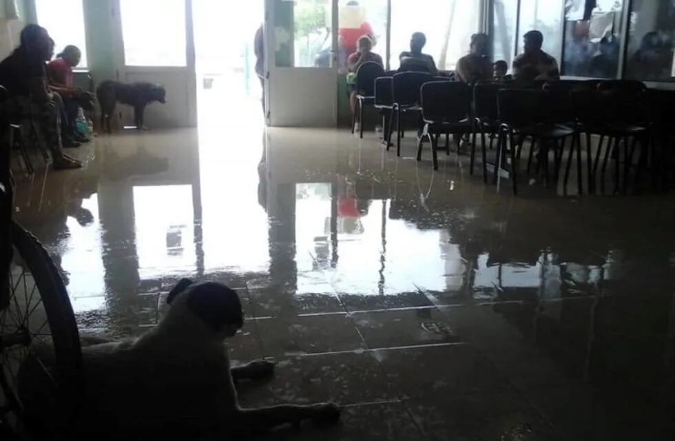 Se inundaron varios sectores del hospital Vera Barros