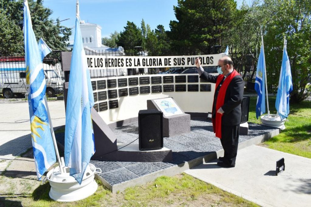 Se cumplió hoy un nuevo aniversario del fallecimiento del Comisario Jorge Alfredo Sayago, caido en cumplimiento de su deber