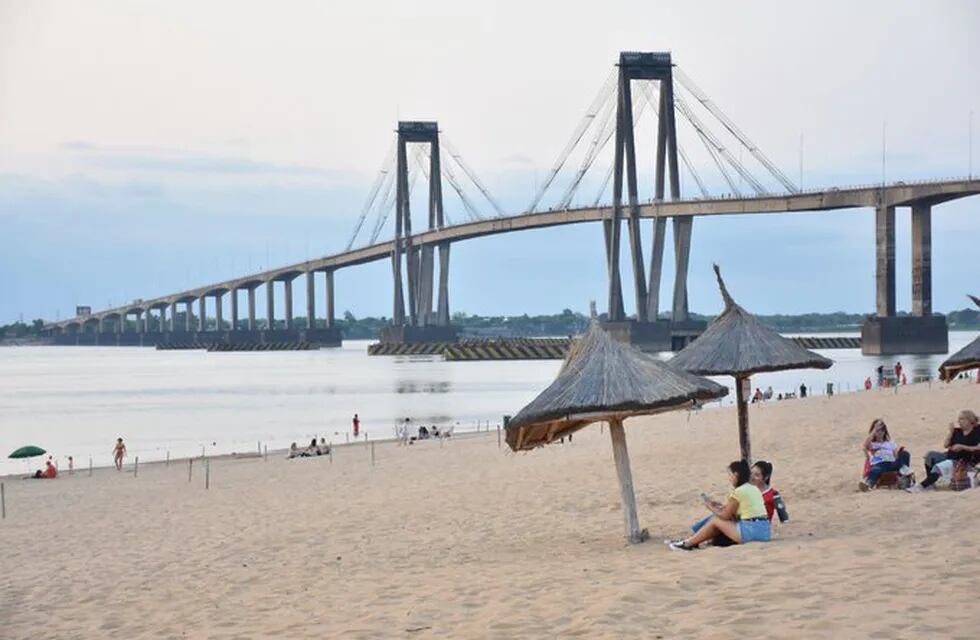 La temperada de playas inició desde este domingo en la Capital provincial
