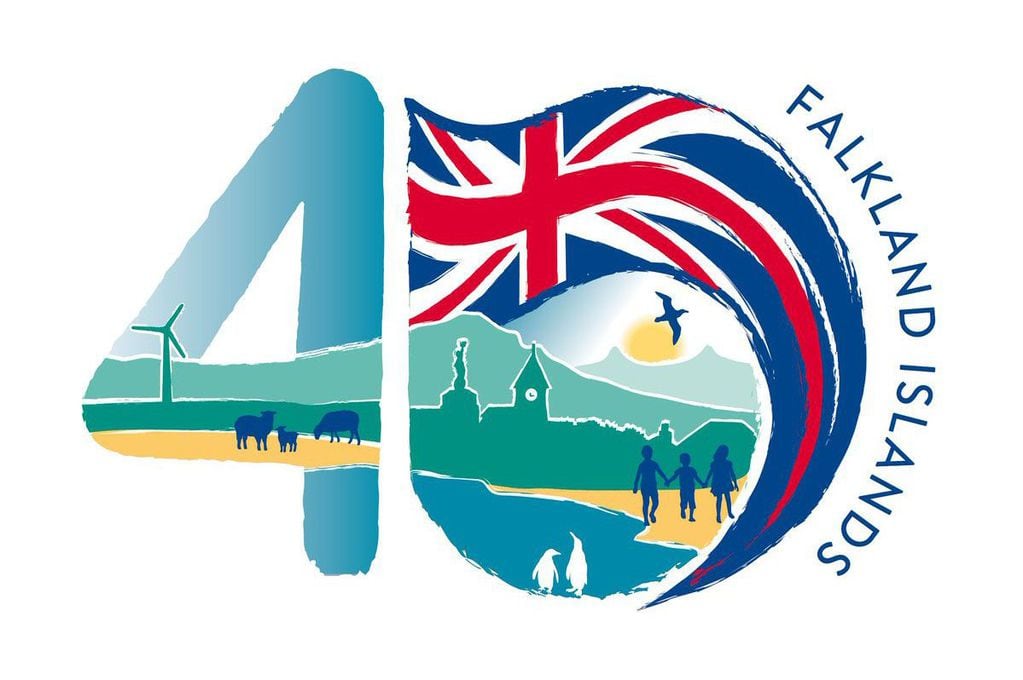 Logo británico para la celebración del 40 Aniversario del fin de la Guerra de Malvinas.