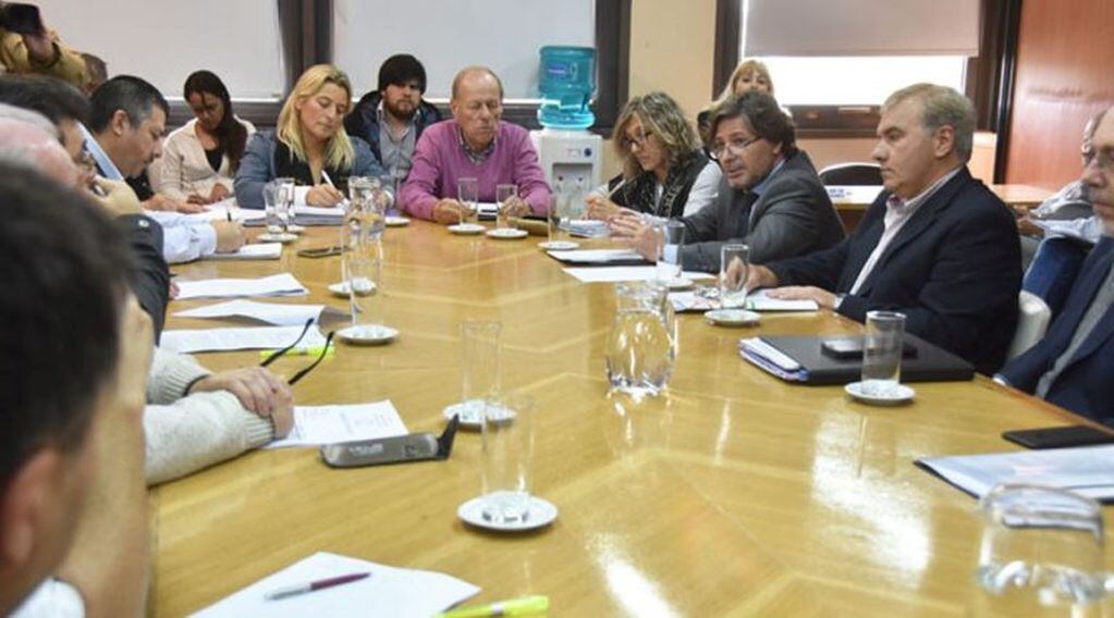 Empatel será una Sociedad Anónima con Participación Estatal Mayoritaria  (El Diario)