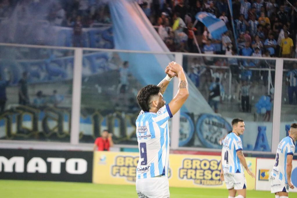 Con el goleador Alan Murialdo lesionado, la formación con la que ensayó Racing para visitar a Sportivo Belgrano (La Voz).