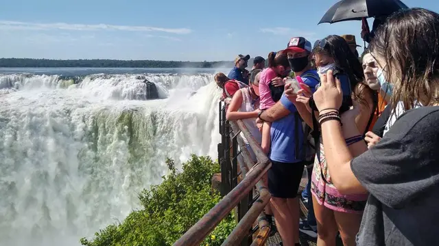 Puerto Iguazú: este sábado, las Cataratas ya recibieron a casi 9.000 turistas