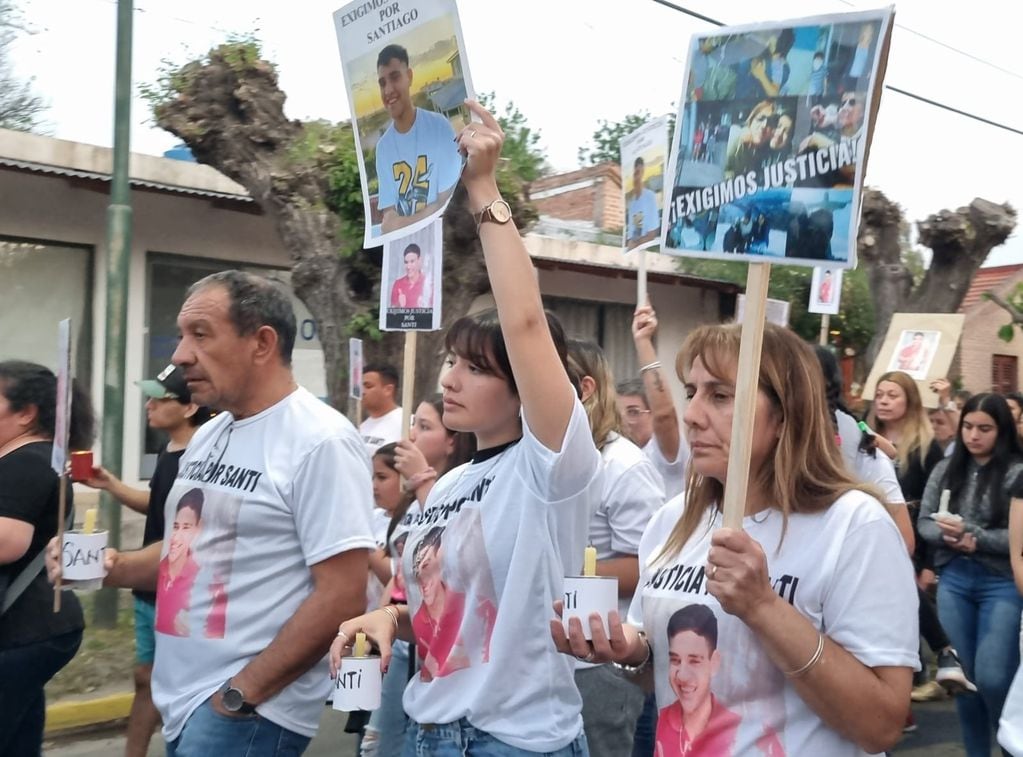 Reclamo. La familia de Santiago Aguilera encabeza las marchas en reclamo de justicia.