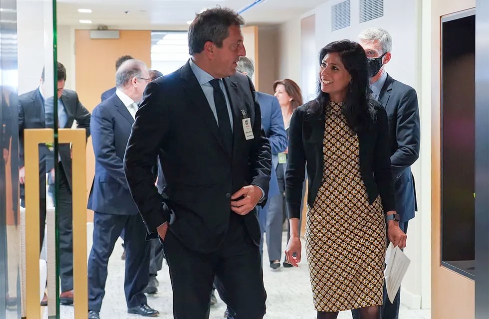 Washington DC- El ministro de Economía, Sergio Massa, volverá a encontrarse con la subdirectora Gerenta del Fondo Monetario Internacional (FMI), Gita Gopinath.