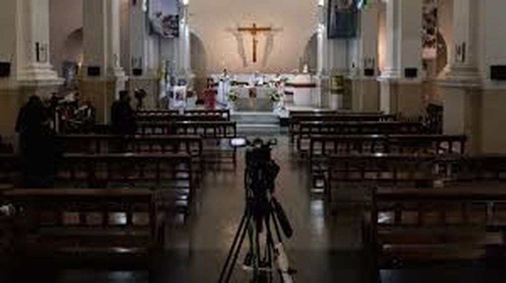 Iglesia en Bariloche (web).