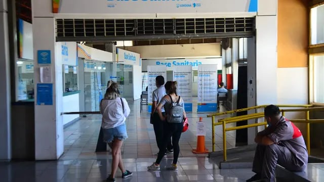 Centro de testeos e hisopados en la Terminal de Ómnibus de Córdoba