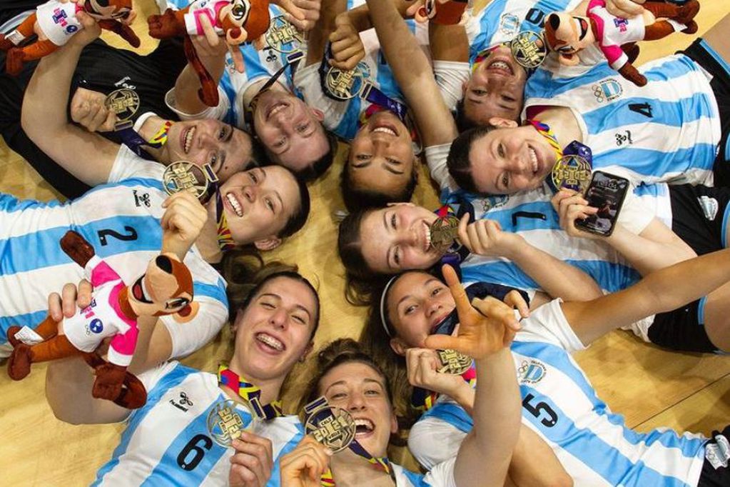 Sofía Manzano, la mendocina campeona con Selección Argentina Junior de handball en Cali 2021.