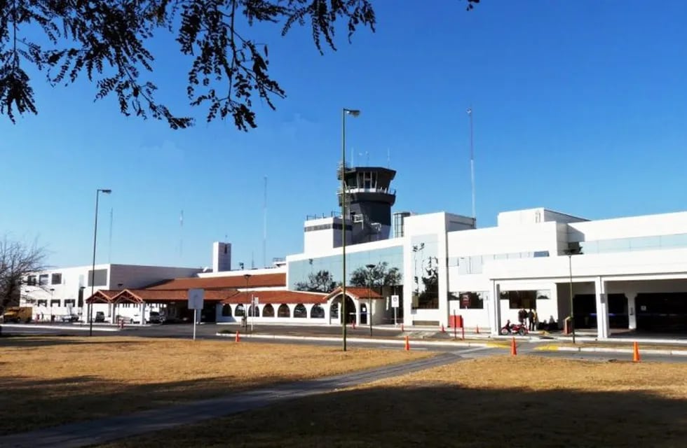 Aeropuerto Internacional de Salta