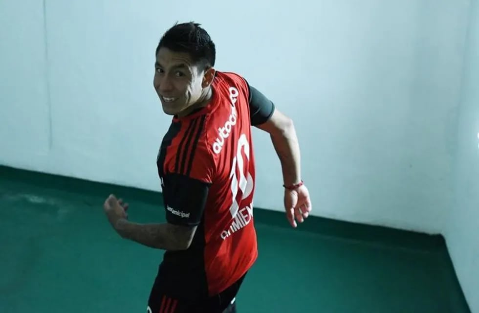 Brian Sarmiento luego del triunfo de Newell's ante River Plate. (Prensa Newell's Old Boys)