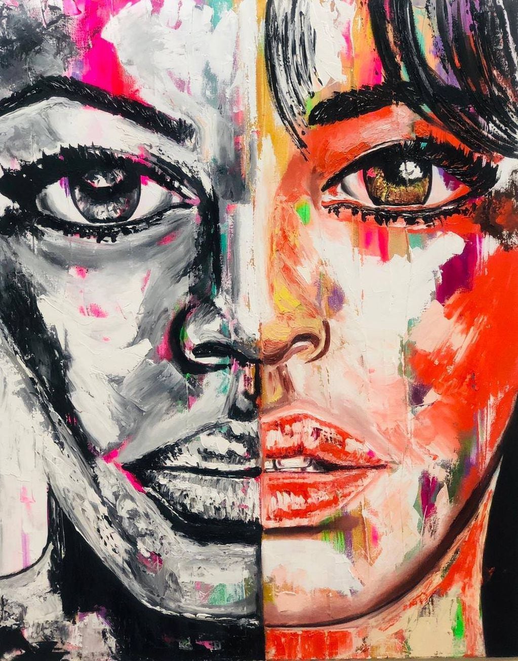 Las obras de Gabriela Martín Crosa representan rostros de mujeres con poderosso colores.