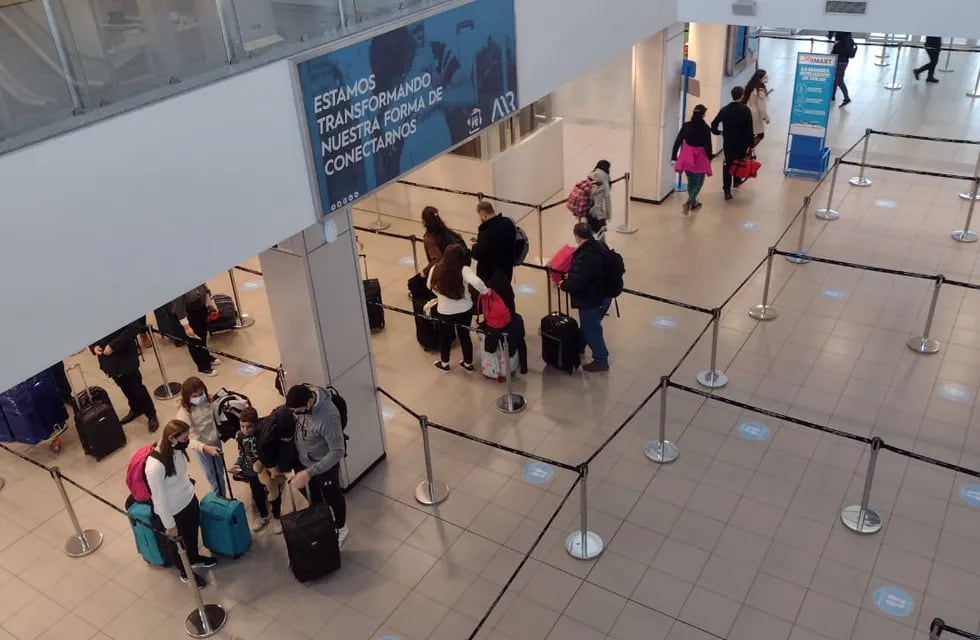 El Aeropuerto Internacional de Rosario (AIR) "Islas Malvinas" funciona bajo protocolo sanitario por la pandemia de coronavirus.