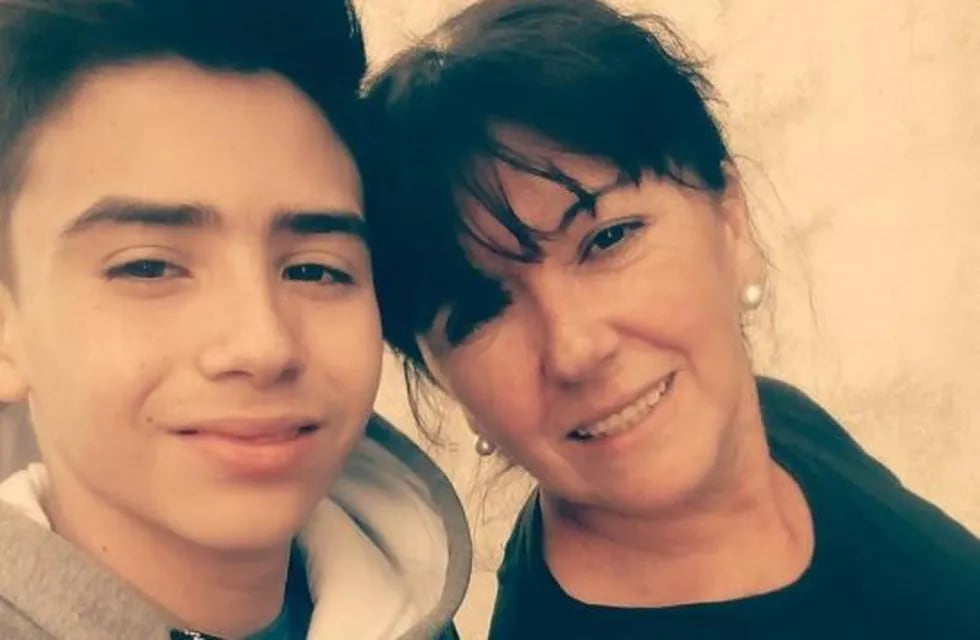 Susana y su hijo Gonzalo Domínguez, fallecido en San Miguel del Monte (Foto: web)